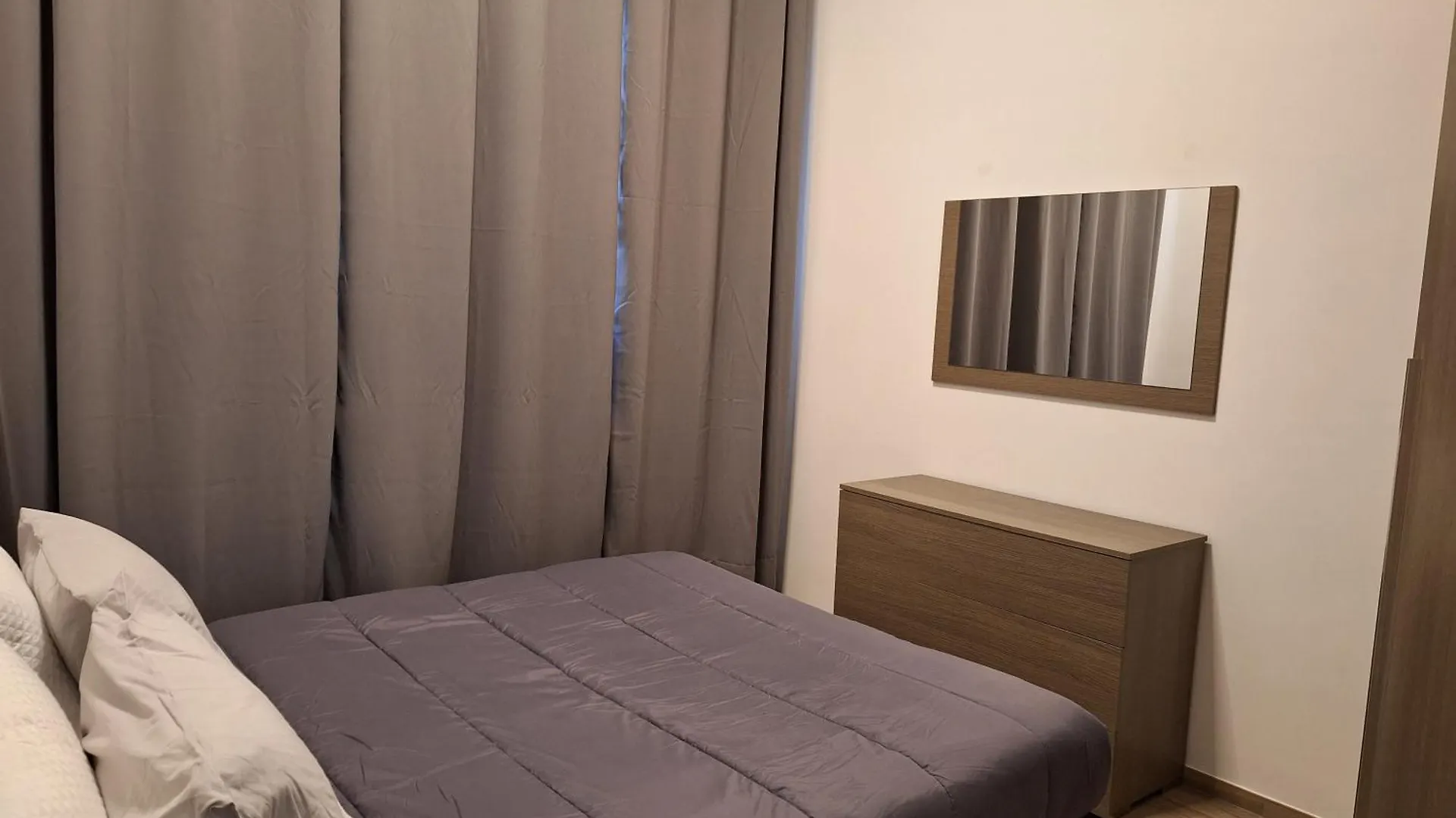 Palmanova Bilocale In Affitto Breve Apartment Milan Italy